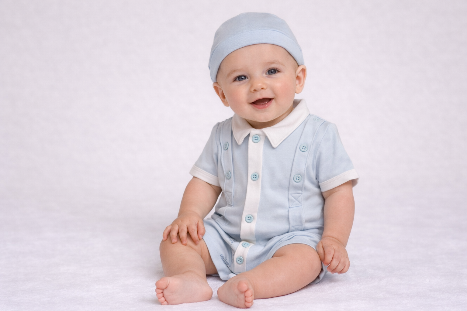 “Made With Love” Romper Set by My Little Chick (Newborn) CLEARANCE‼️