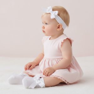 White Bow & Pearl Headband and Socks – by Little Dreams (0–6 Months)