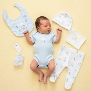 “Little Me” Memory Book 6 Piece Set – by Rock a Bye Boutique (Newborn –6 Months)